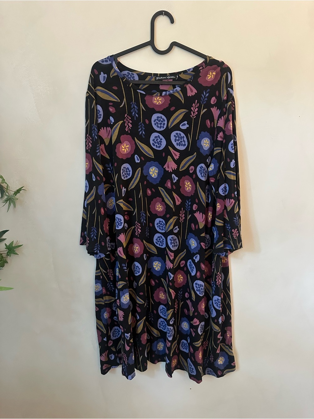 Gudrun Sjoden Black Purple Dress Flowes and Fruit *fits like size medium/large